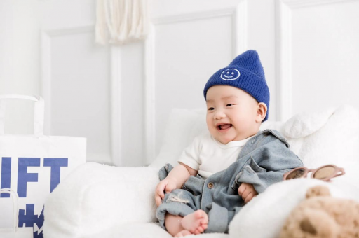 曲靖宝宝睡整觉是几个小时